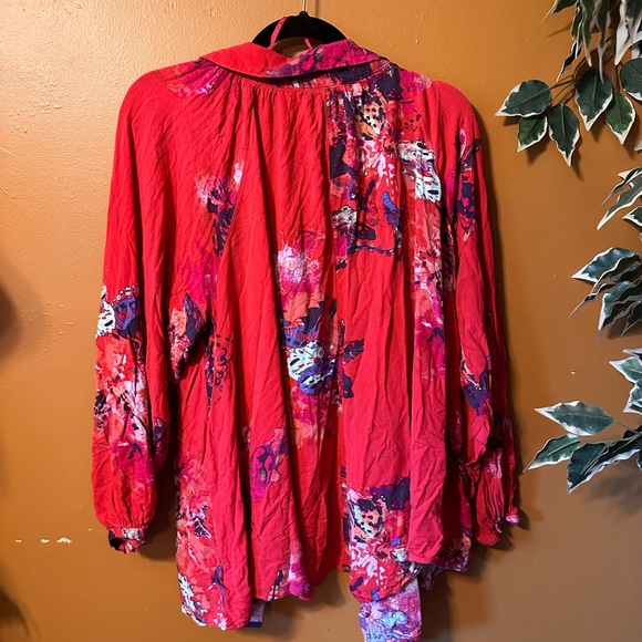 floral flowy blouse - Picture 2 of 8